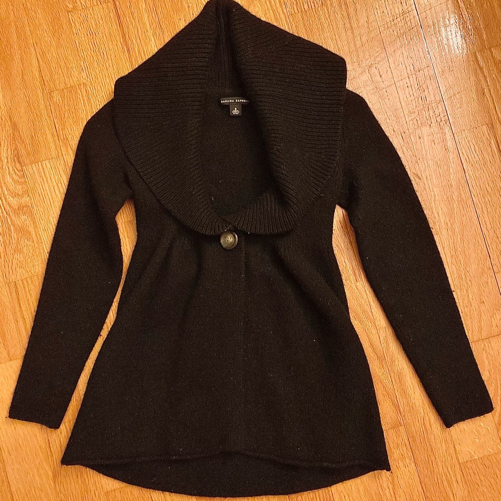 Banana Republic cardigan